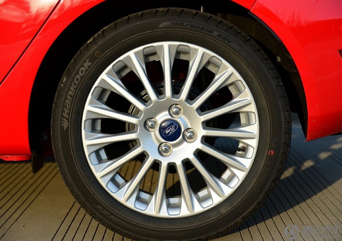 11款嘉年华两厢1.5手动,福特嘉年华1.5l两厢油耗