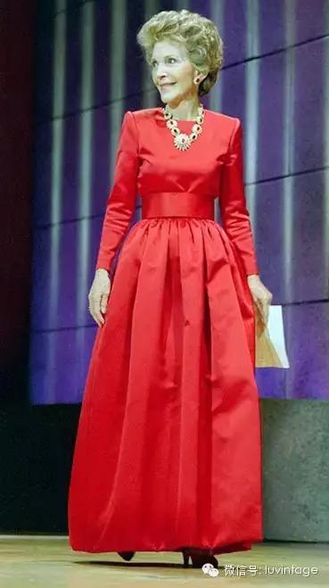 致敬最美红装女神-美国前第一夫人：南希·里根
