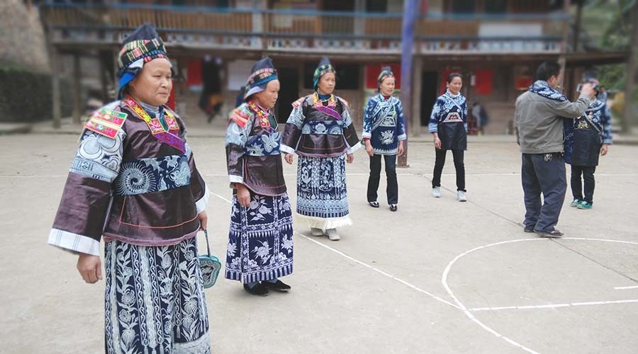 蜡染非遗研学旅行案例分析,蜡染工艺研学游攻略