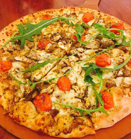 每个饥寒交迫的晚上，一块披萨就能让我荡漾