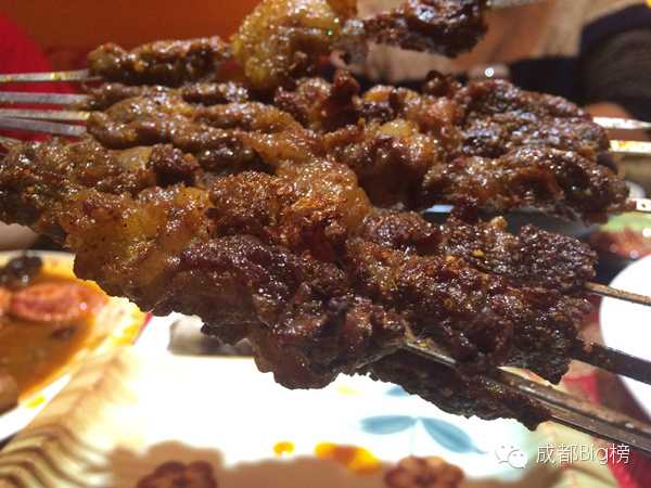 来成都必体验的一家烤肉店,成都平价味道好环境好的烤肉店
