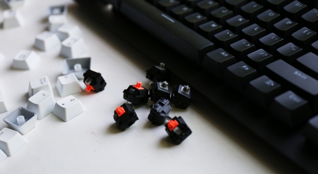 异极战魔者可换轴机械键盘,战魔者机械键盘推荐