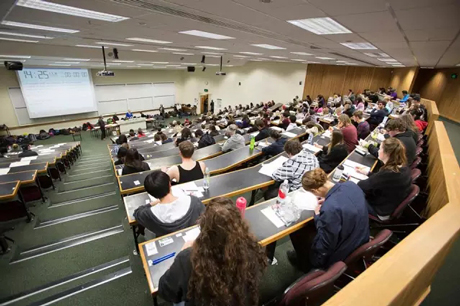 一所让学生不由自主选择的大学这就是UC