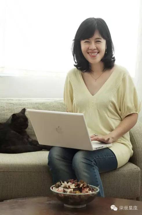 想过学习占星吗?这有一份柒爸整理的占星书单