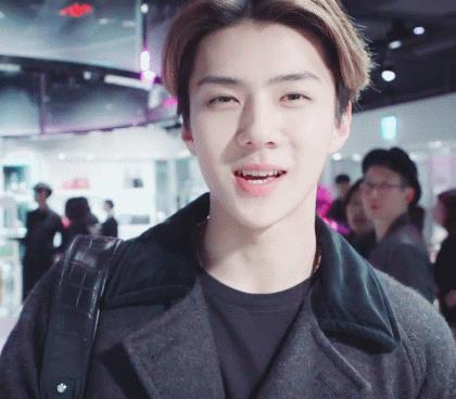 爱豆懂撩妹,爱豆怎么撩男生