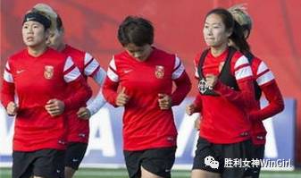 中国女足5分钟狂轰巴西,中国女足狂轰球门