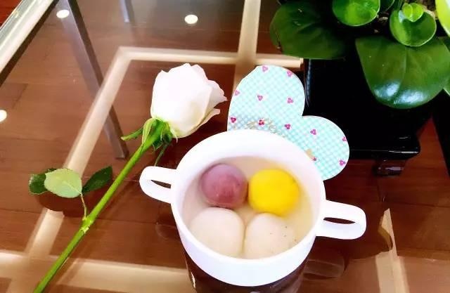 让吃货来了不走的地方，居然是一家汽车4S店！