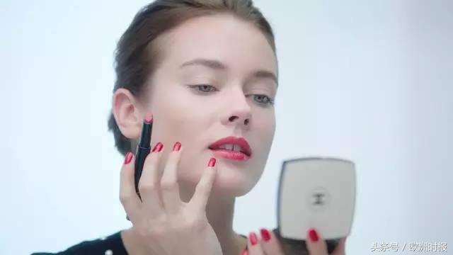 口红的钱实在太好坑!这些新品换个包装就能来圈粉