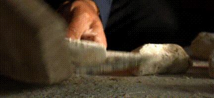 农村老头用动物内脏做手工皂,竟是300年前宫廷技艺,皴裂有救