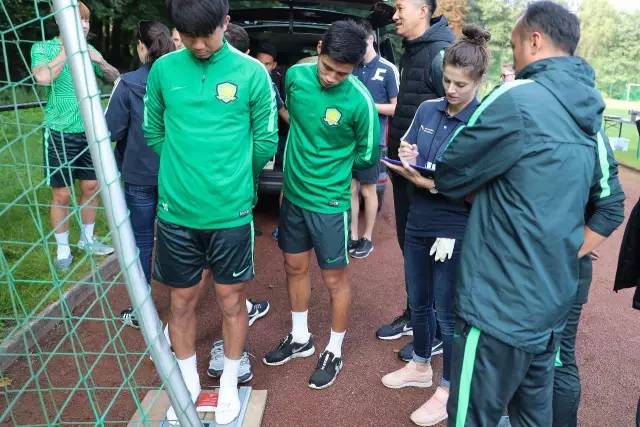 自制皮划艇比赛,野外徒步五公里拉练日记