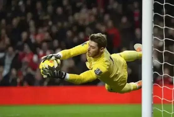 为什么足球男生普遍没有女朋友,足球球星没有女朋友