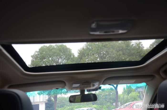 比亚迪秦新能源2017款1.5t秦100,比亚迪e5和比亚迪秦100哪个好