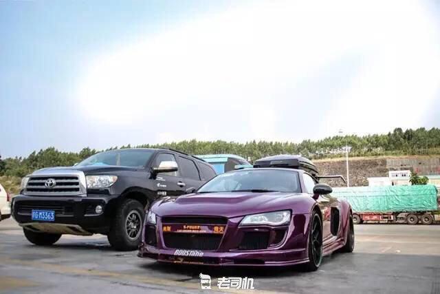 开辆超跑去*藏西**！最后看看几百万的奥迪R8破成啥样了？