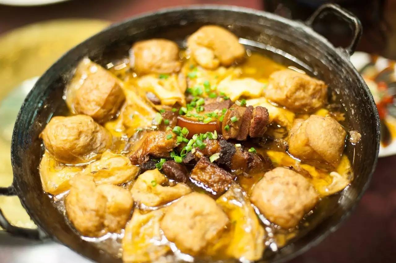 安徽黄山特色美食年糕,黄山西格玛腊味美食