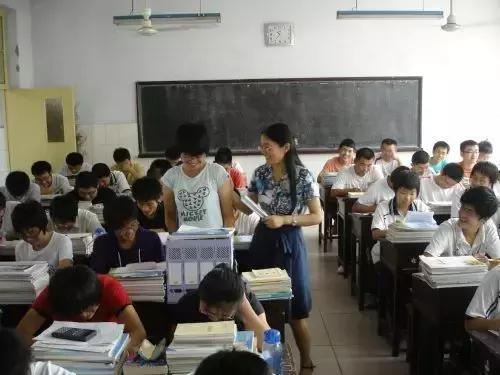 10位老师获评全国教书育人楷模,首届教书育人楷模发布仪式及事迹