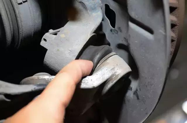 十周年纪念版凯美瑞底盘,凯美瑞的底盘真的有这么好吗