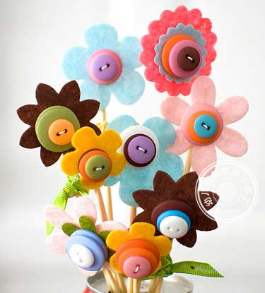 瓶子花朵手工制作幼儿园,瓶子创意花手工幼儿园