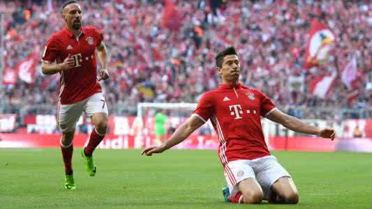 足球十大精彩进球c罗,足球十大经典花样进球