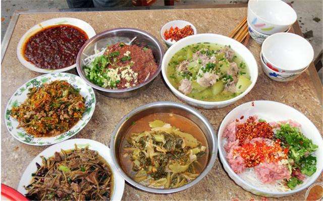 分享一个简单实用的腊味猪蹄、猪头肉、猪内脏做法