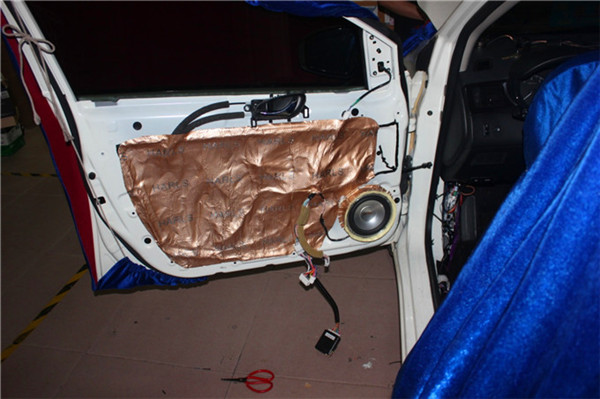 又一力作日产骐达车友热爱汽车音响佛山车音匠义不容辞圆其音乐梦