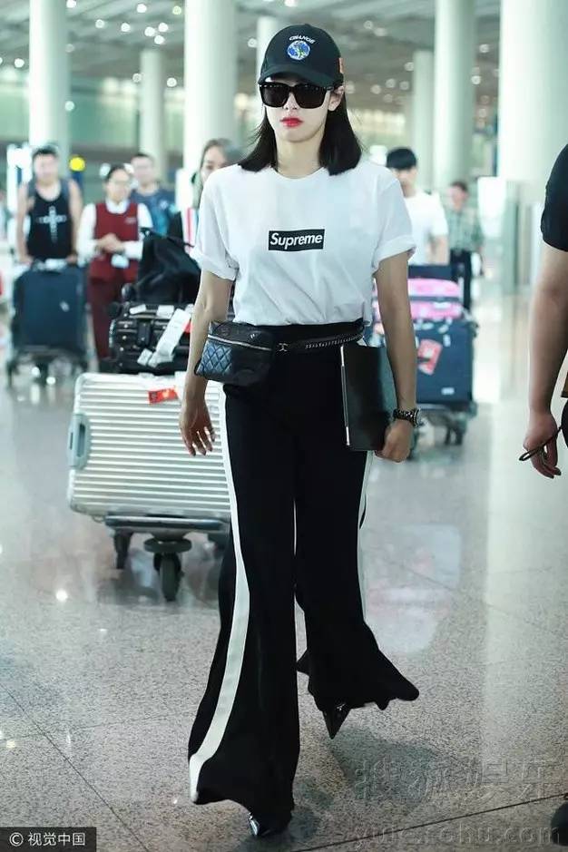 不要瞎跟风，别人背起来时髦的腰包你背上可能会变成售票员大婶！