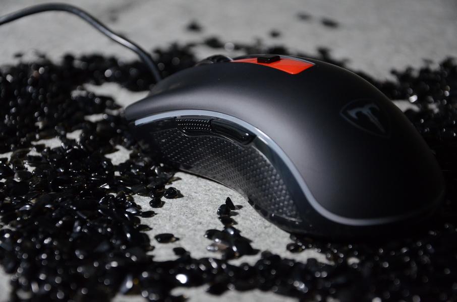 fps玩家鼠标握法,fps游戏玩家鼠标设置