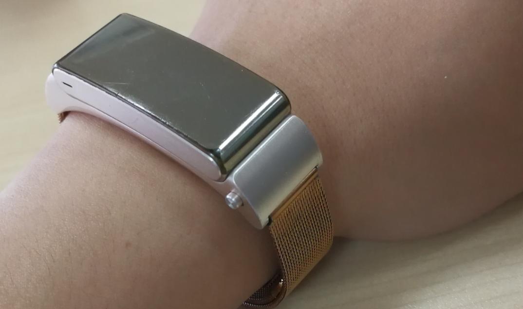 华为手环b2如何使用,华为手环b2有什么功能