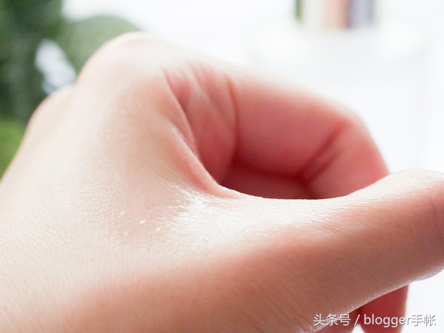 雪肌精谧雅精华,雪肌精谧雅粉底液