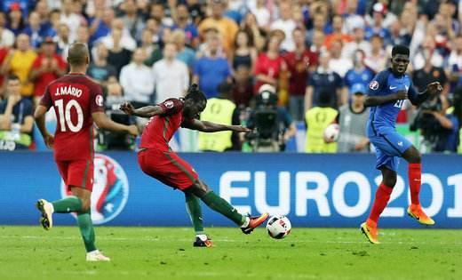 格策113分钟绝杀断送梅西冠军梦想,罗本格策