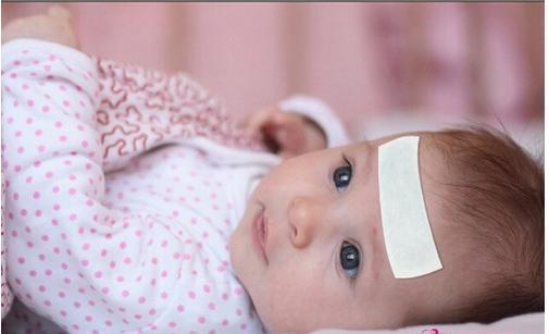 婴幼儿发热如何应对,婴幼儿发热手脚冰凉