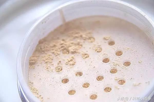 CPB看了会流泪，YSL听了会沉默，日本新晋彩妆到底什么来头