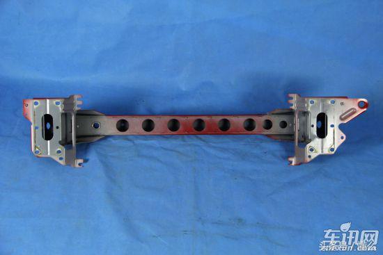 拆车坊六代凯美瑞拆解,拆车坊马自达阿特兹