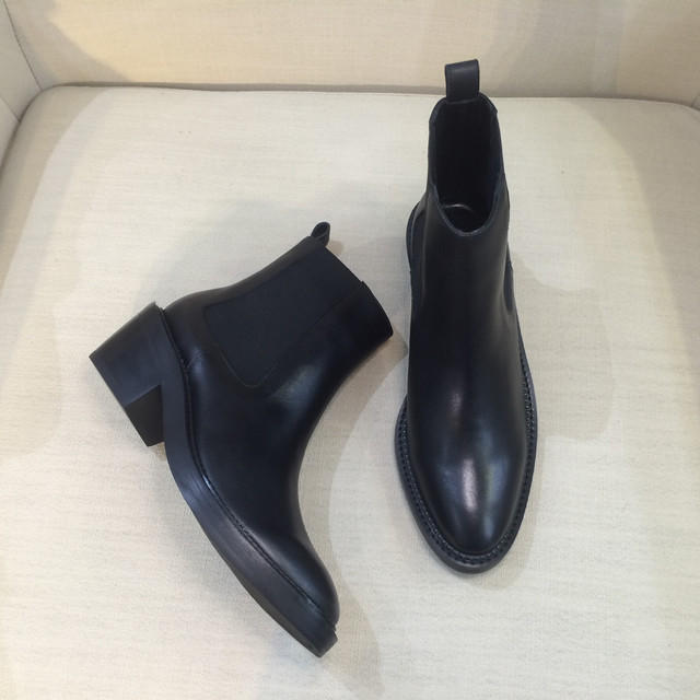 若是不般配，只有过路“呸”