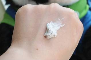 解决黑头毛孔粗大的日常方法,黑头毛孔粗大解决方法测评