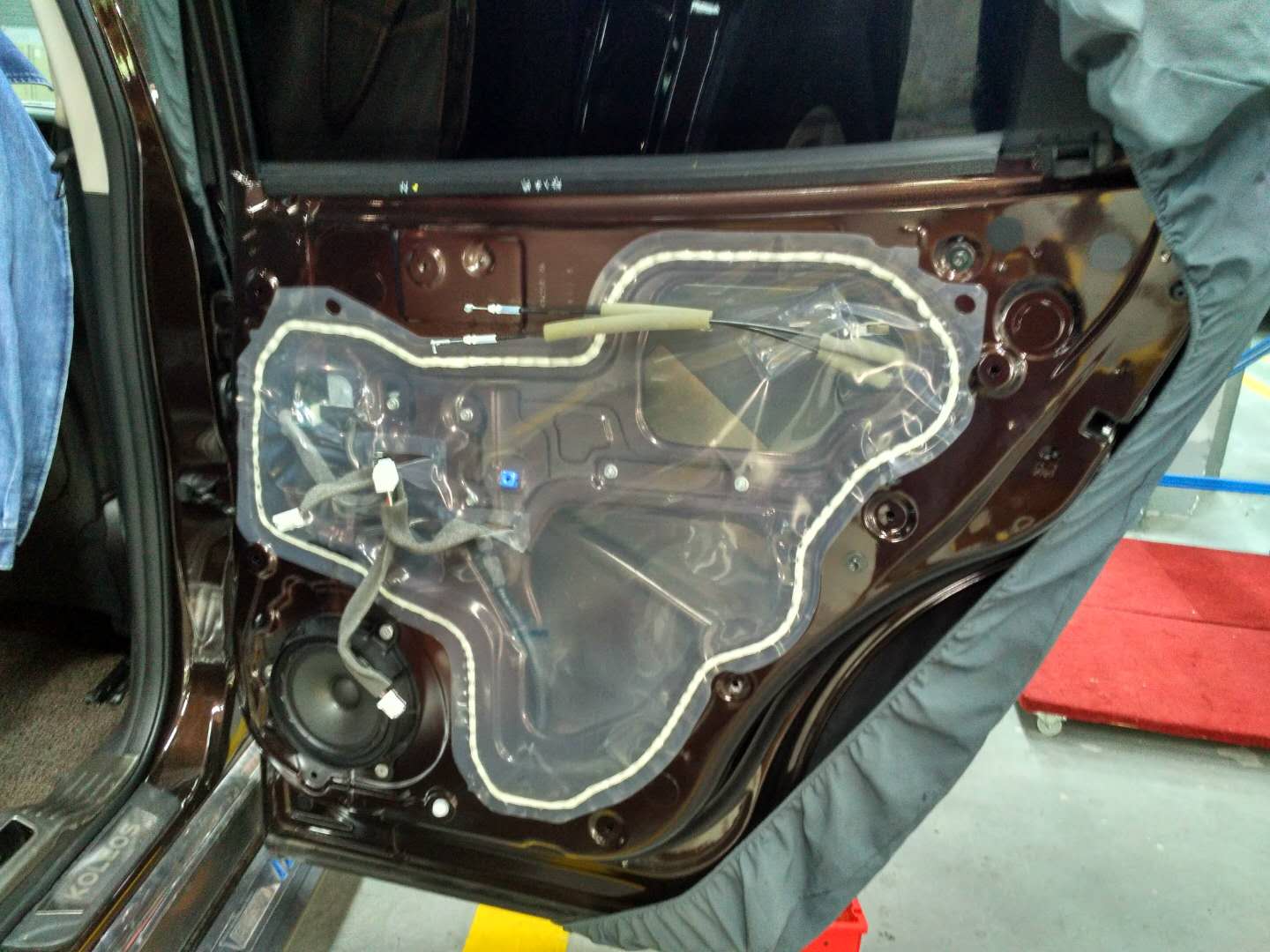 09雷诺科雷傲音响使用方法,雷诺科雷傲音响改装多少钱