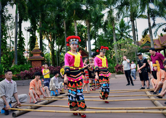 去西双版纳旅游吃住行攻略,去西双版纳旅行自由行攻略