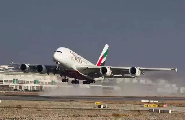 空客a380飞一次成本,空客a380飞一次能赚多少钱