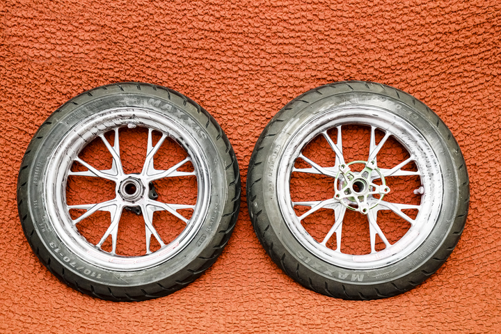 锻造轮毂和旋压轮毂真实测试,锻造轮毂强度测试