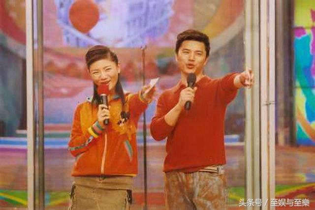 23岁成央视主播,23岁做婚礼主持人