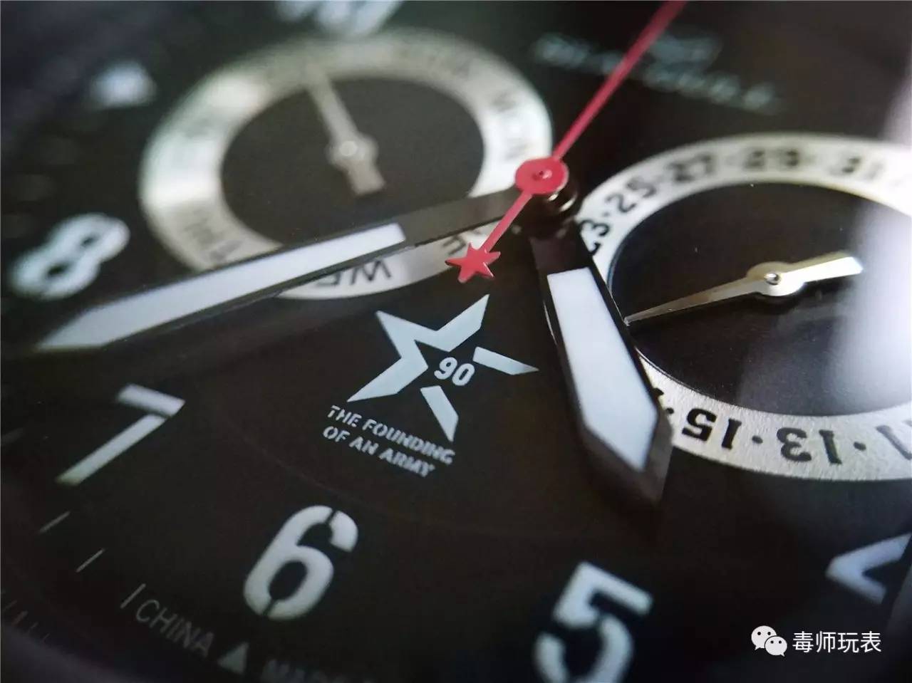 海鸥限量版手表有哪些,海鸥建军大业表带限量款