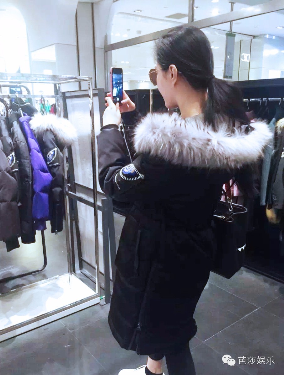每日星范|范冰冰其实羽绒服承包了范爷整个冬天的美！