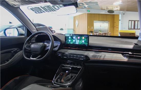 新宝骏rs-3和奇瑞瑞虎5x哪个好,宝骏rs-3新年能卖多少辆