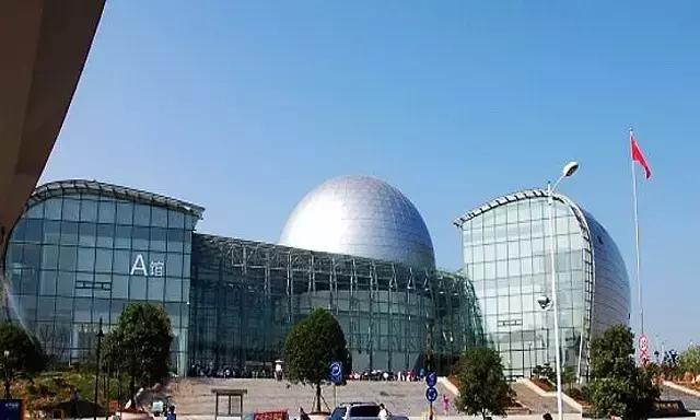 了解一座城的方式就是去当地的博物馆和菜市场，来长沙这些博物馆定让你不虚此行