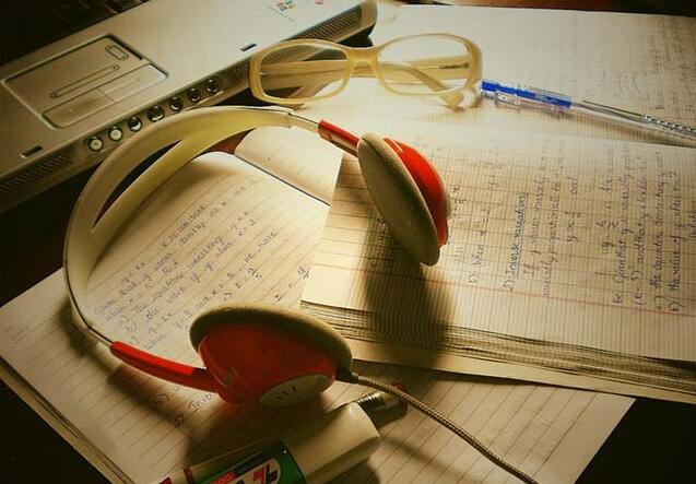 雅思听力题解题技巧大全,雅思听力高分全攻略