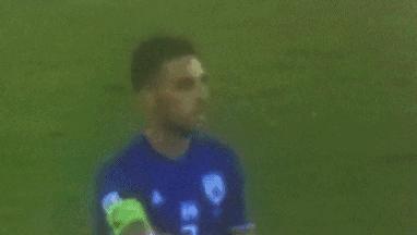 中国vs卡塔尔张玉宁,国足战新加坡张玉宁在干什么