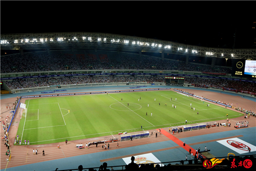 中国球场巡礼第六期：上海八万人体育场势不可挡的魔鬼主场