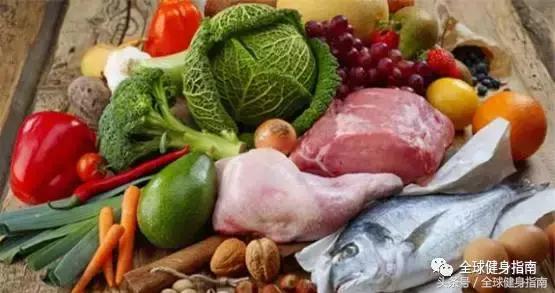 采访你是怎么保持身材的,记者采访科比你为什么这么强大