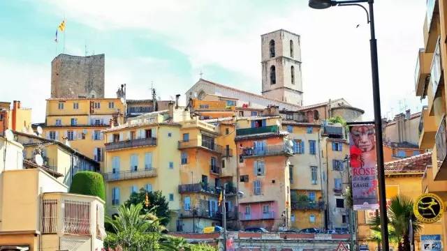 法国香水小镇在哪里,法国原装进口香水香奈儿