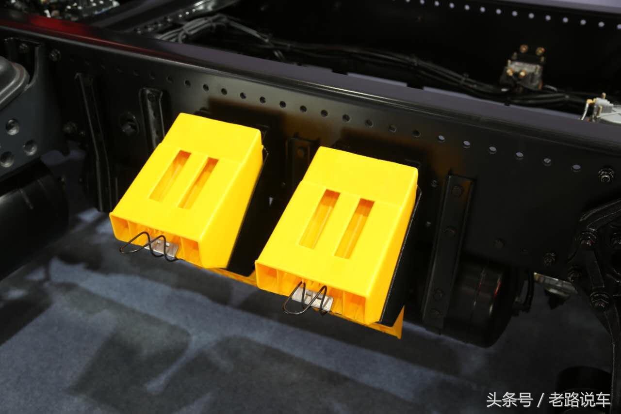 红岩金刚怎样升顶,红岩金刚的背靠背怎么搞才耐用