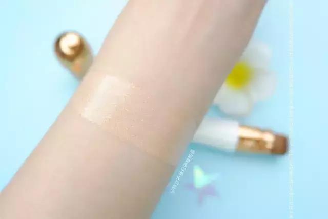 五分钟化妆让颜值最大化,五分钟搞定的化妆视频不卡粉